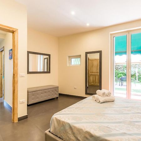 Villa Dolcevita With Parking By Napoliapartments Kültér fotó