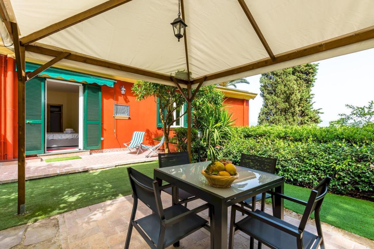 Villa Dolcevita With Parking By Napoliapartments Kültér fotó