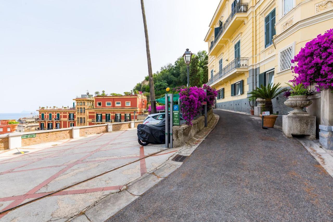 Villa Dolcevita With Parking By Napoliapartments Kültér fotó