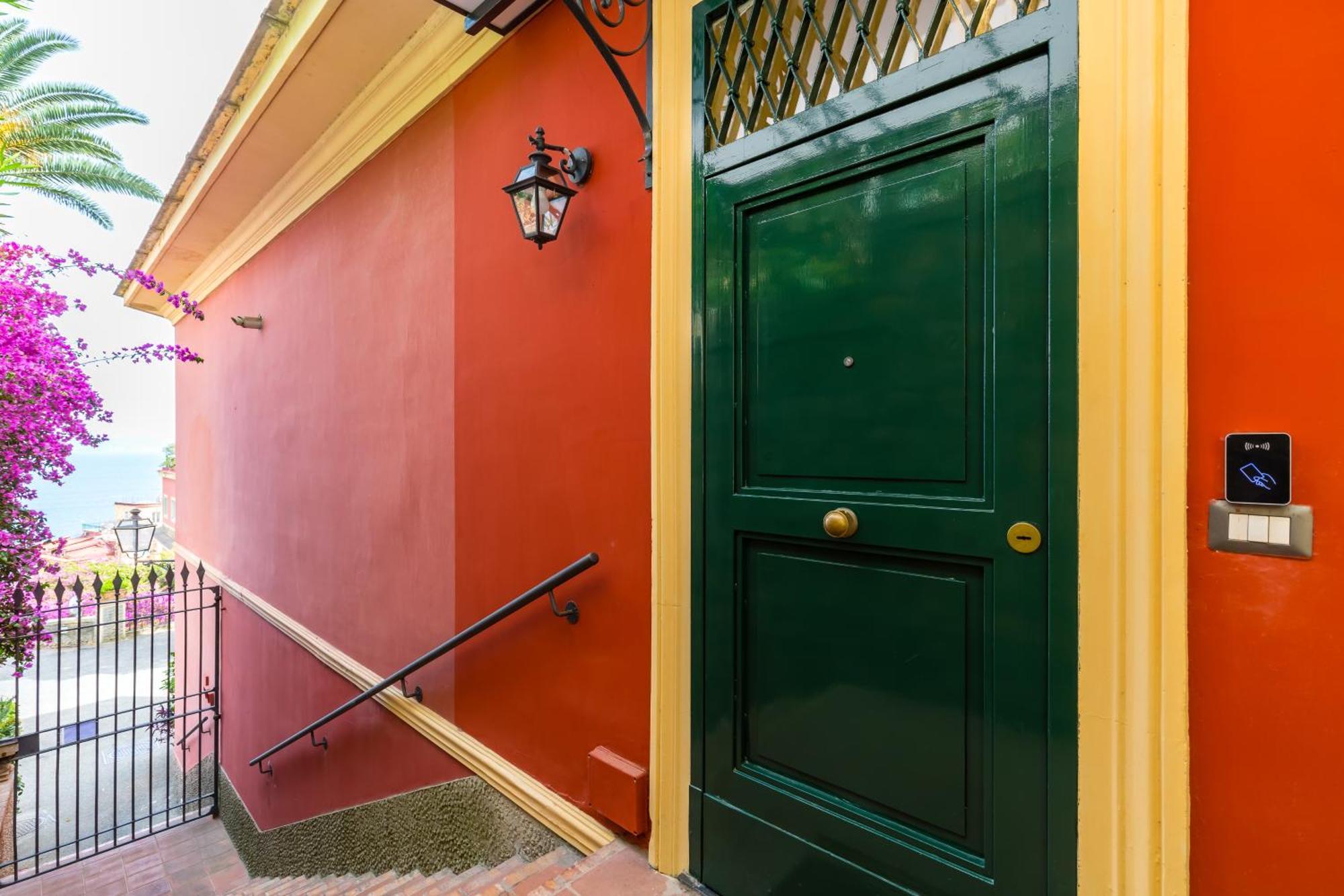 Villa Dolcevita With Parking By Napoliapartments Kültér fotó